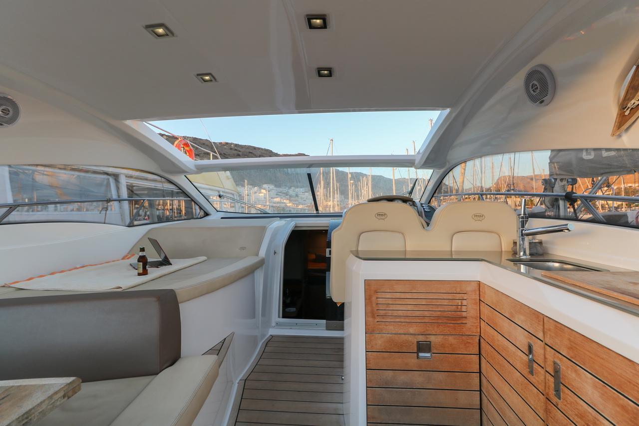 5* Mogan Yacht Xperience Botel 3*